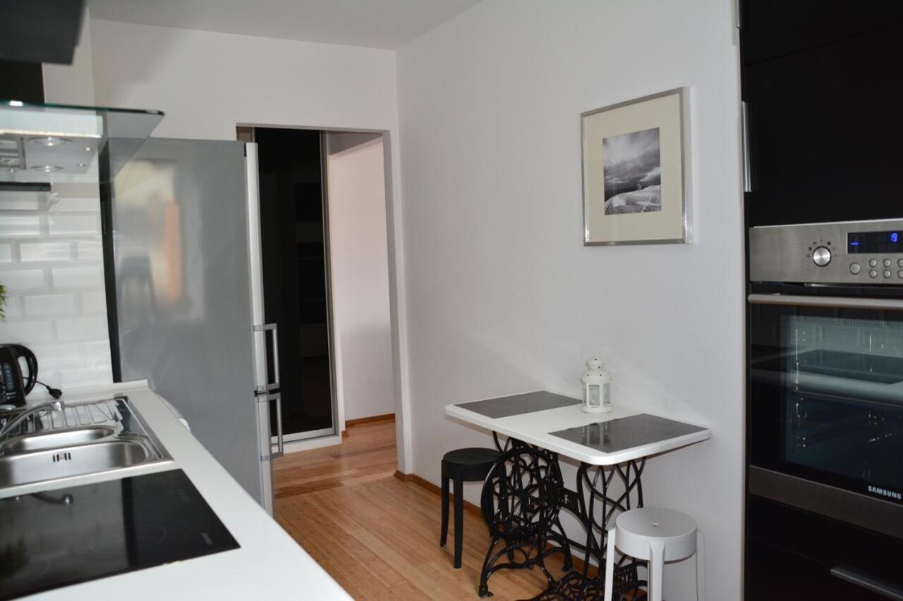 Black & White Wczasowa Apartment *