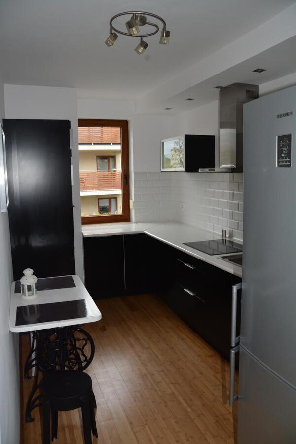 Black & White Wczasowa Apartment