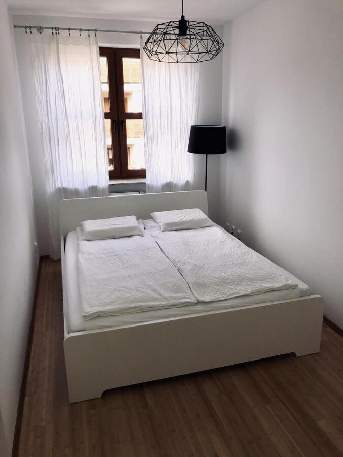 Apartment Black & White Wczasowa